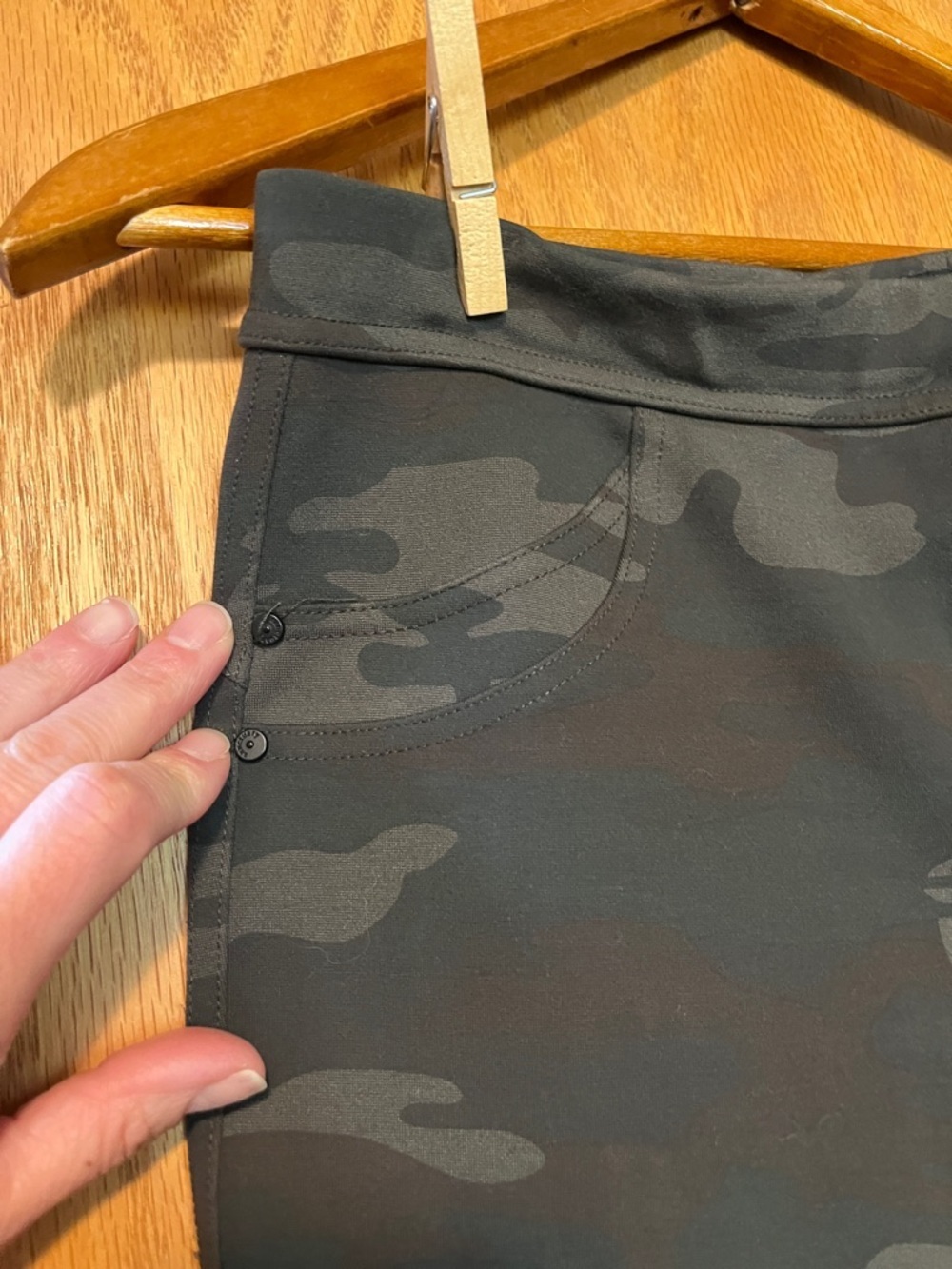Sanctuary Green Camo Leggings - Picture 6 of 12